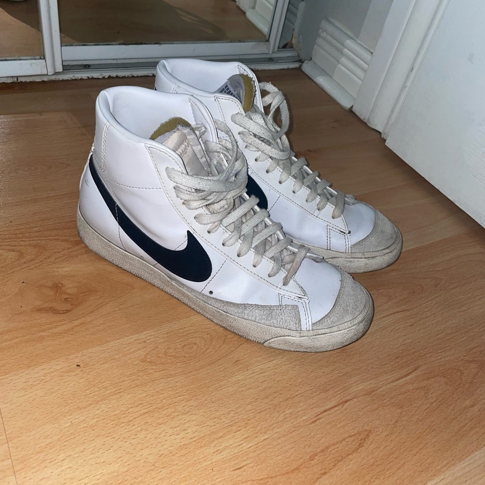 Nike Blazer Black and White